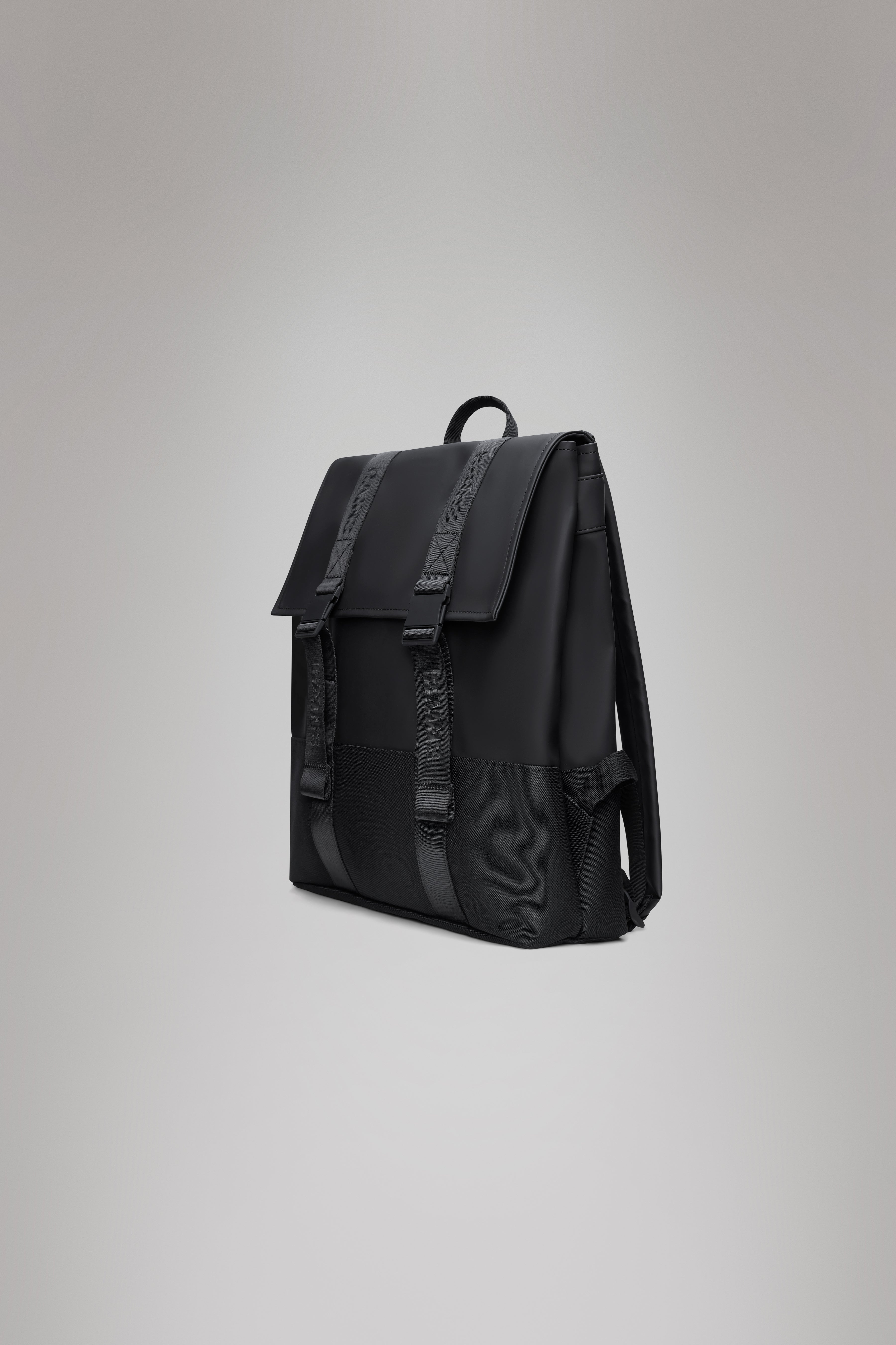 Rains Trail MSN Bag Black 21.50L H40 x D14.50 x W37 cm Backpack