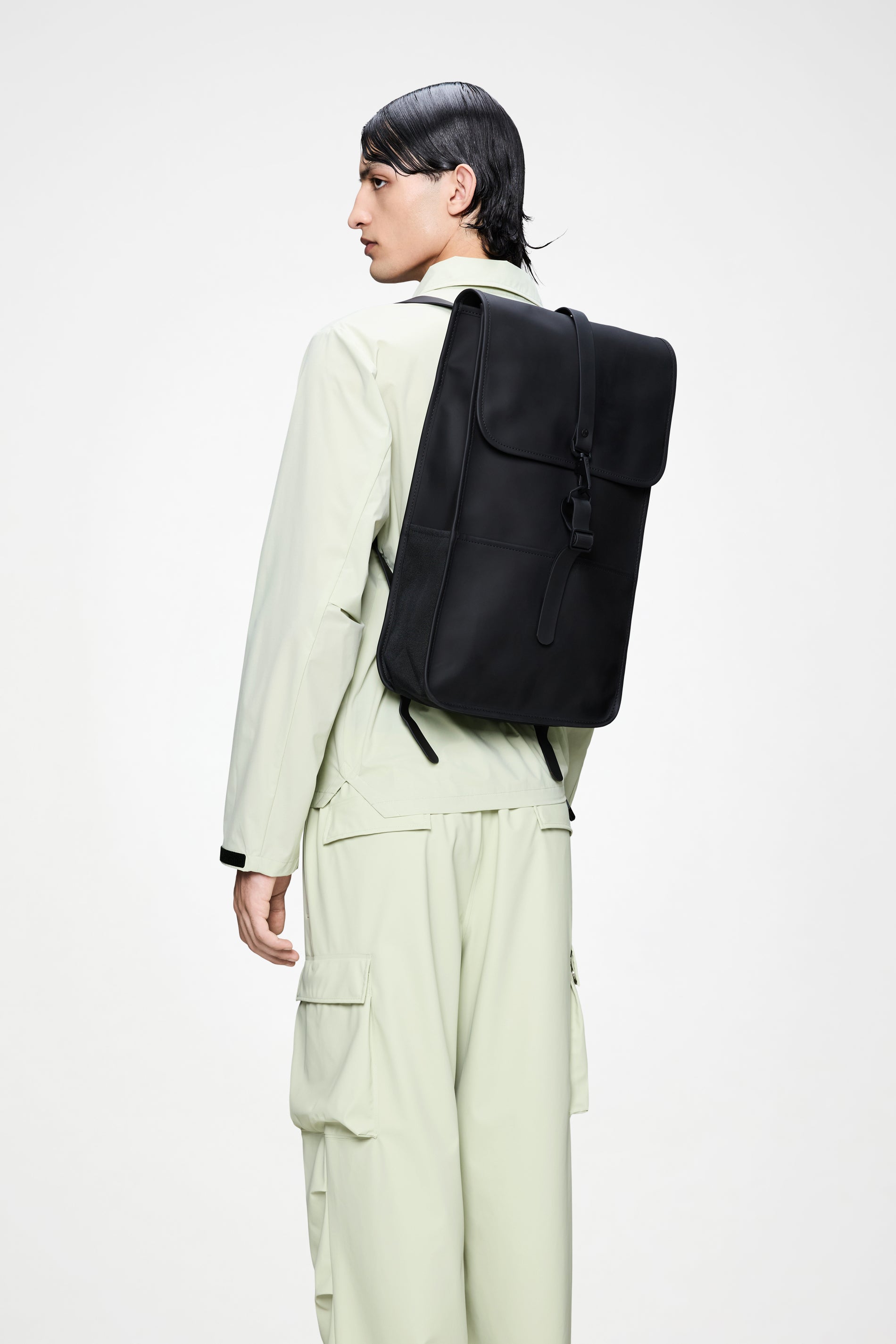 RAINS Backpack Black 17L H50 x D12 x W30 cm Backpack