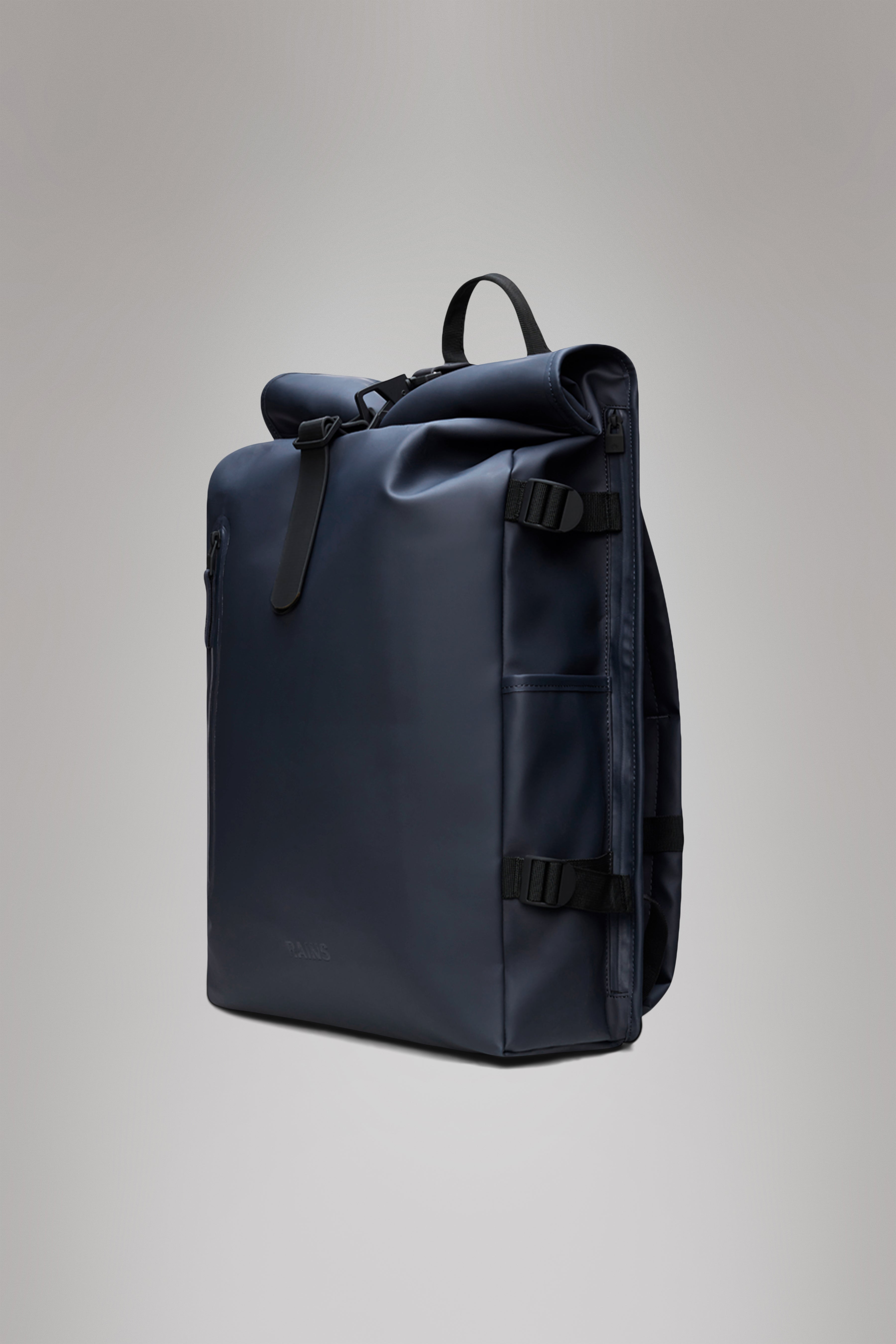 Rains Rolltop Rucksack Large Navy 28L H63 x D14 x W32 cm Backpack