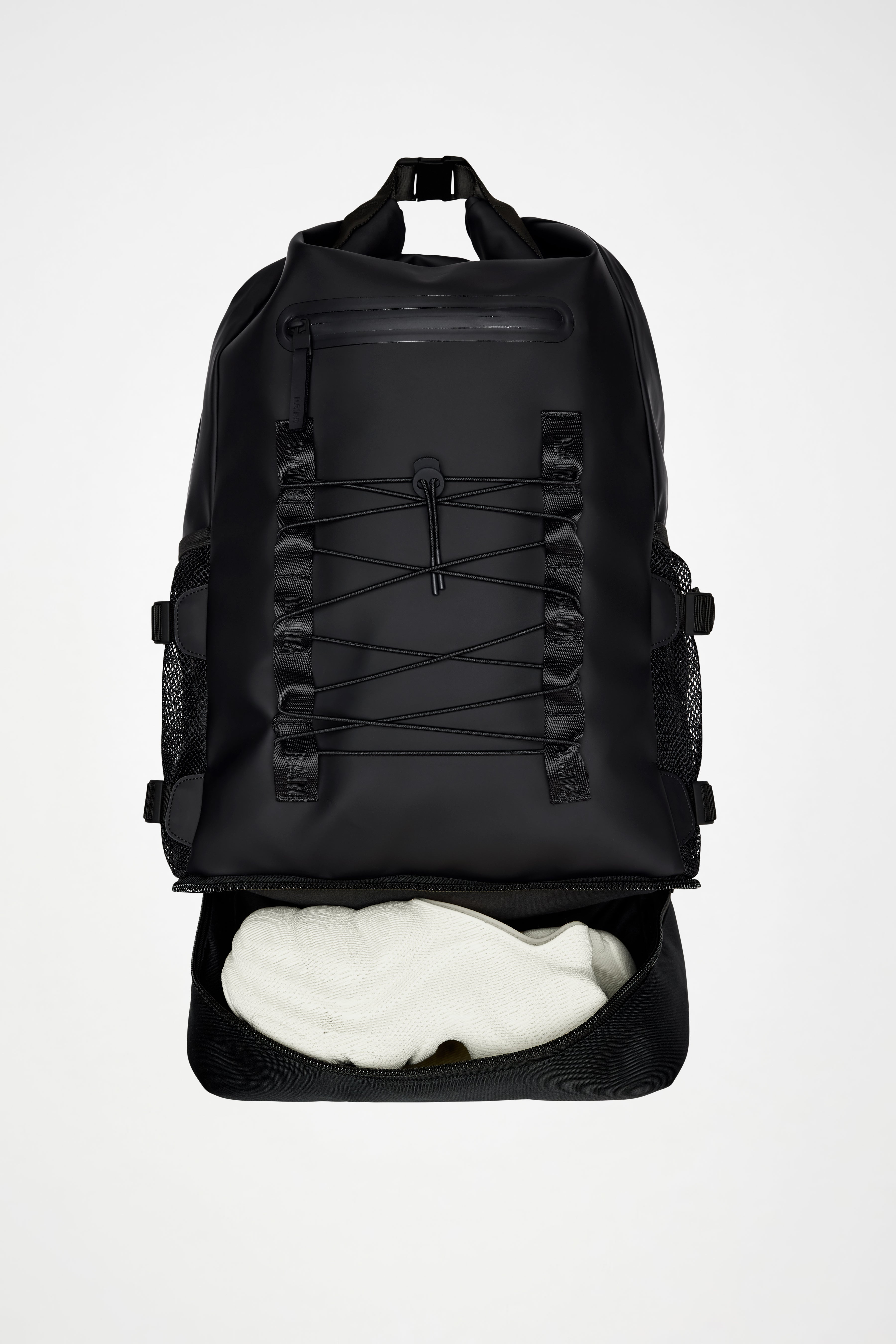 RAINS Trail Mountaineer Rolltop Large Black 51L H77 x D18 x W36 cm Backpack