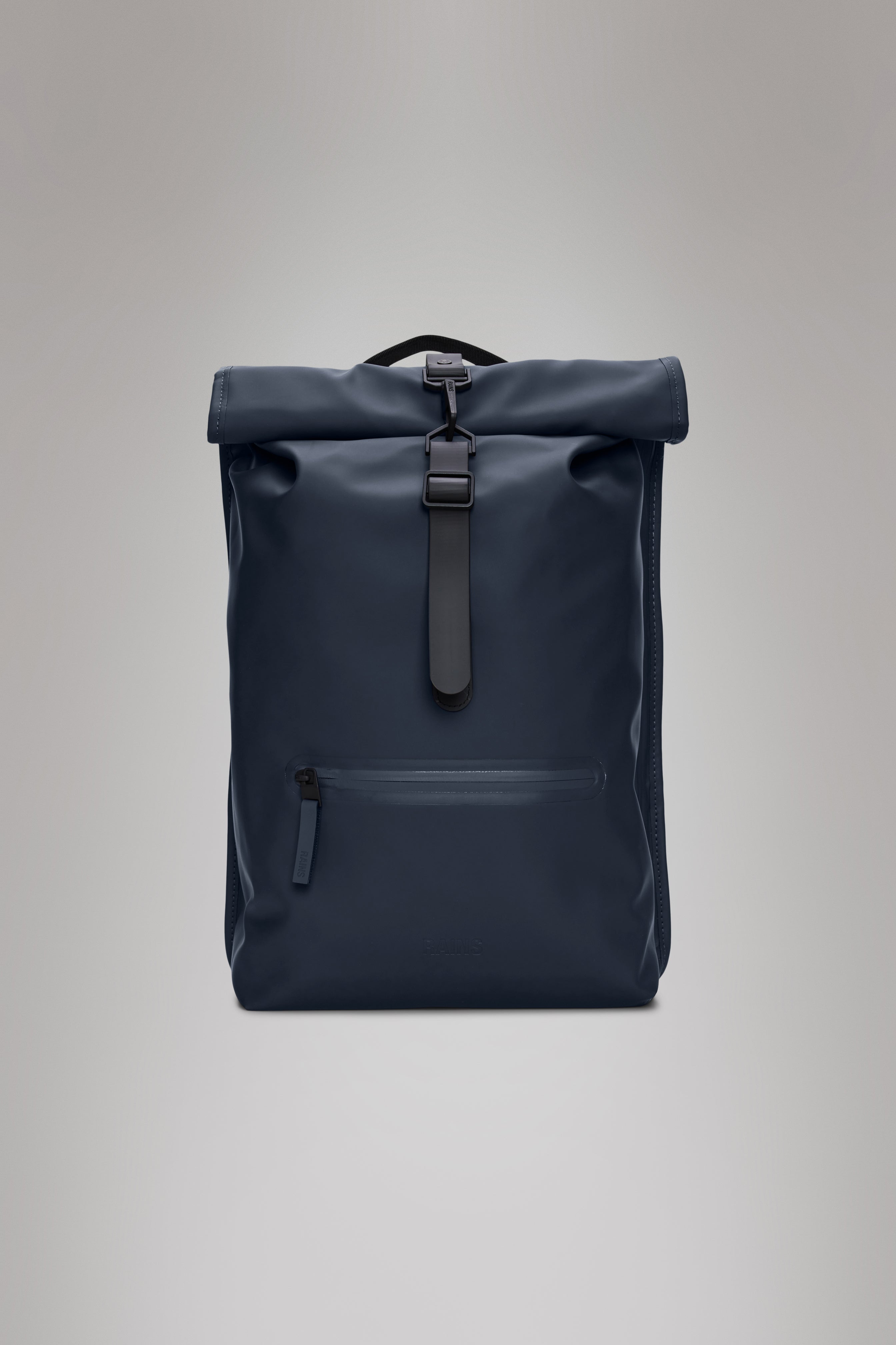 RAINS Rolltop Rucksack Navy 17L H60 x D11 x W32 cm Backpack