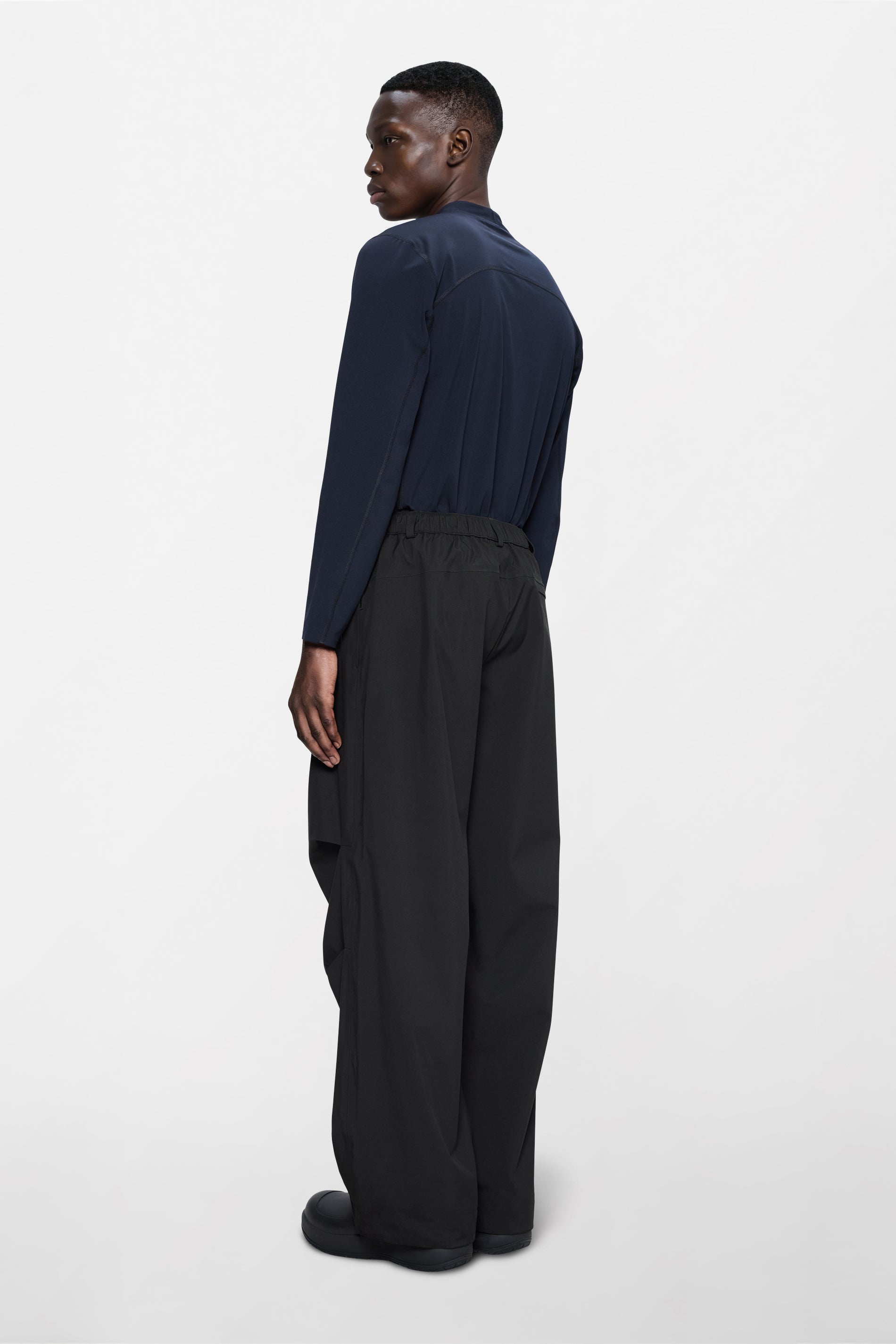 RAINS Suva Hardshell Pants Wide Black Pants