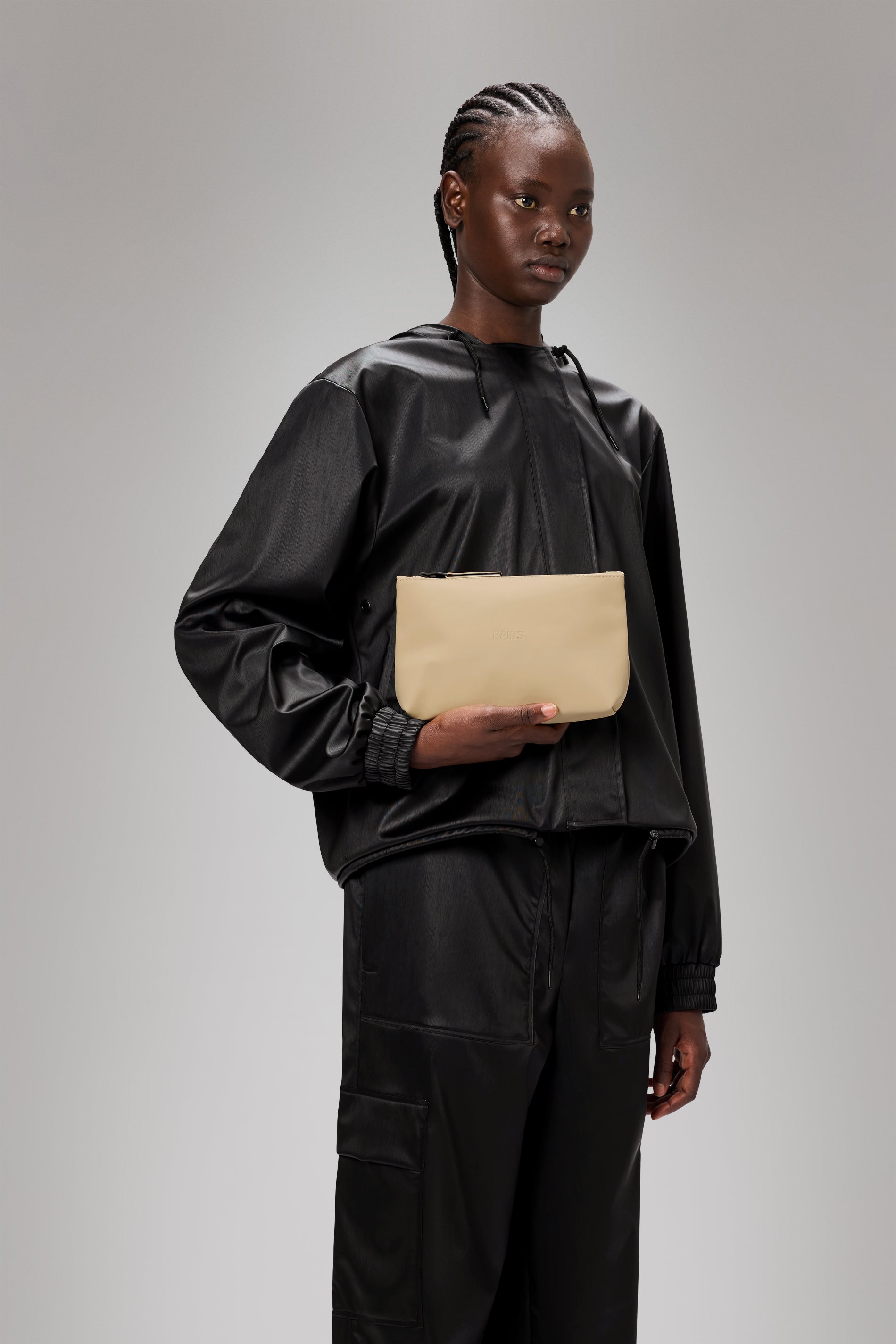 RAINS Cosmetic Bag Sand 1.80L H15 x D6.50 x W23 cm Wash Bag