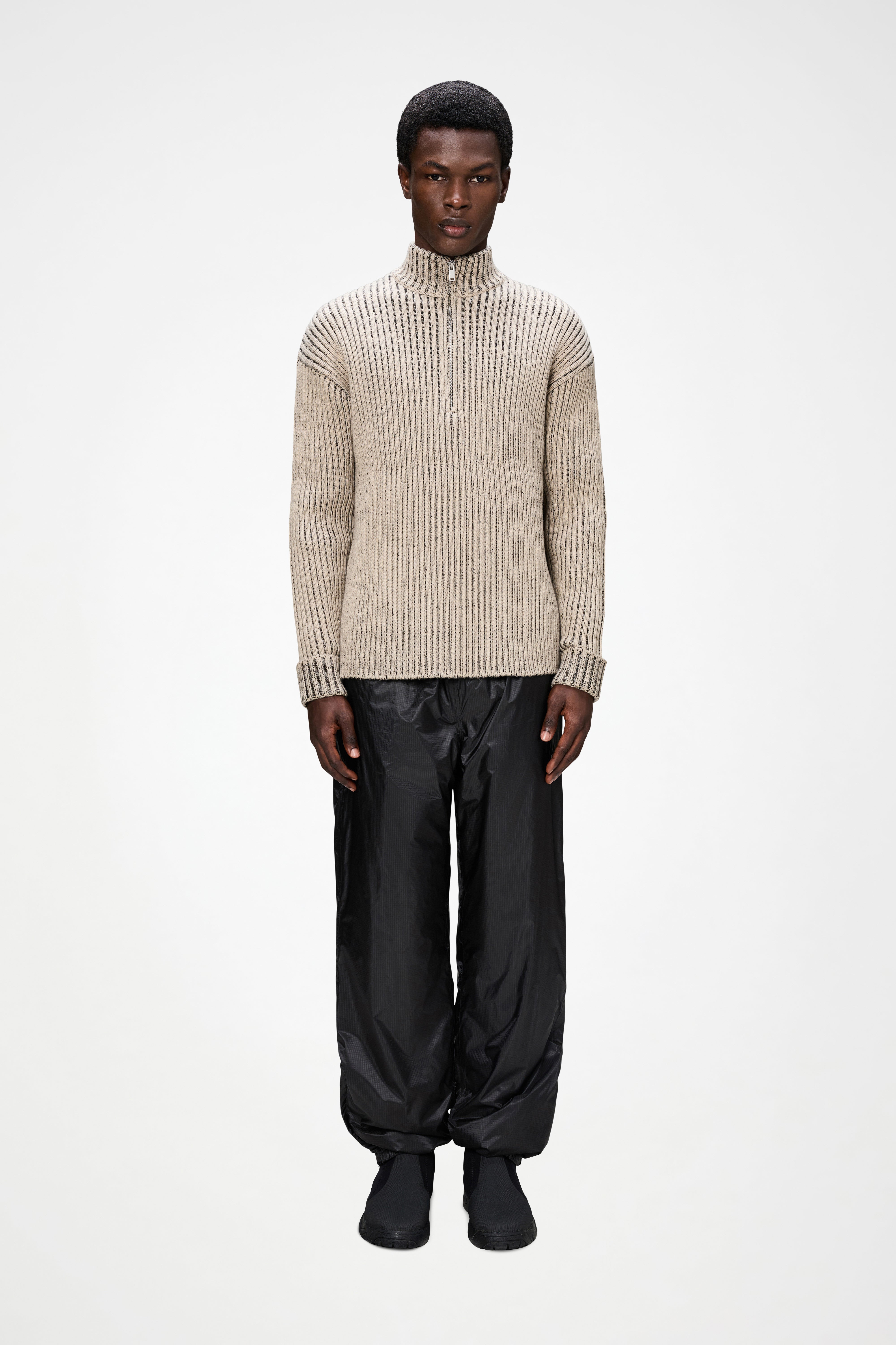 RAINS Sapa Half Zip Knit Beige/Black Long Sleeve