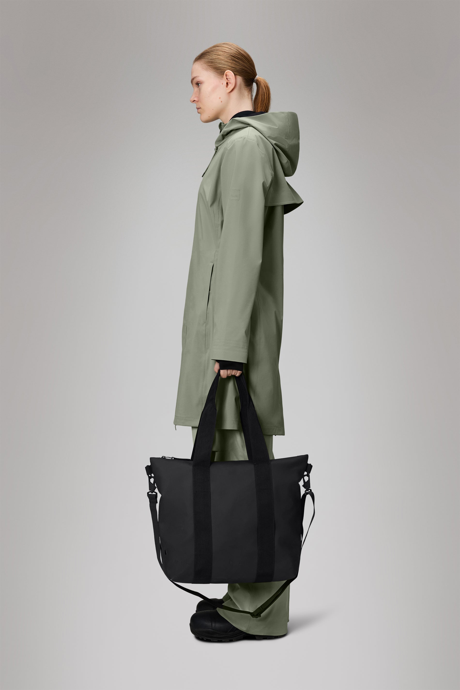 Rains Tote Bag Mini Black 18.50L H36 x D13 x W40 cm Tote