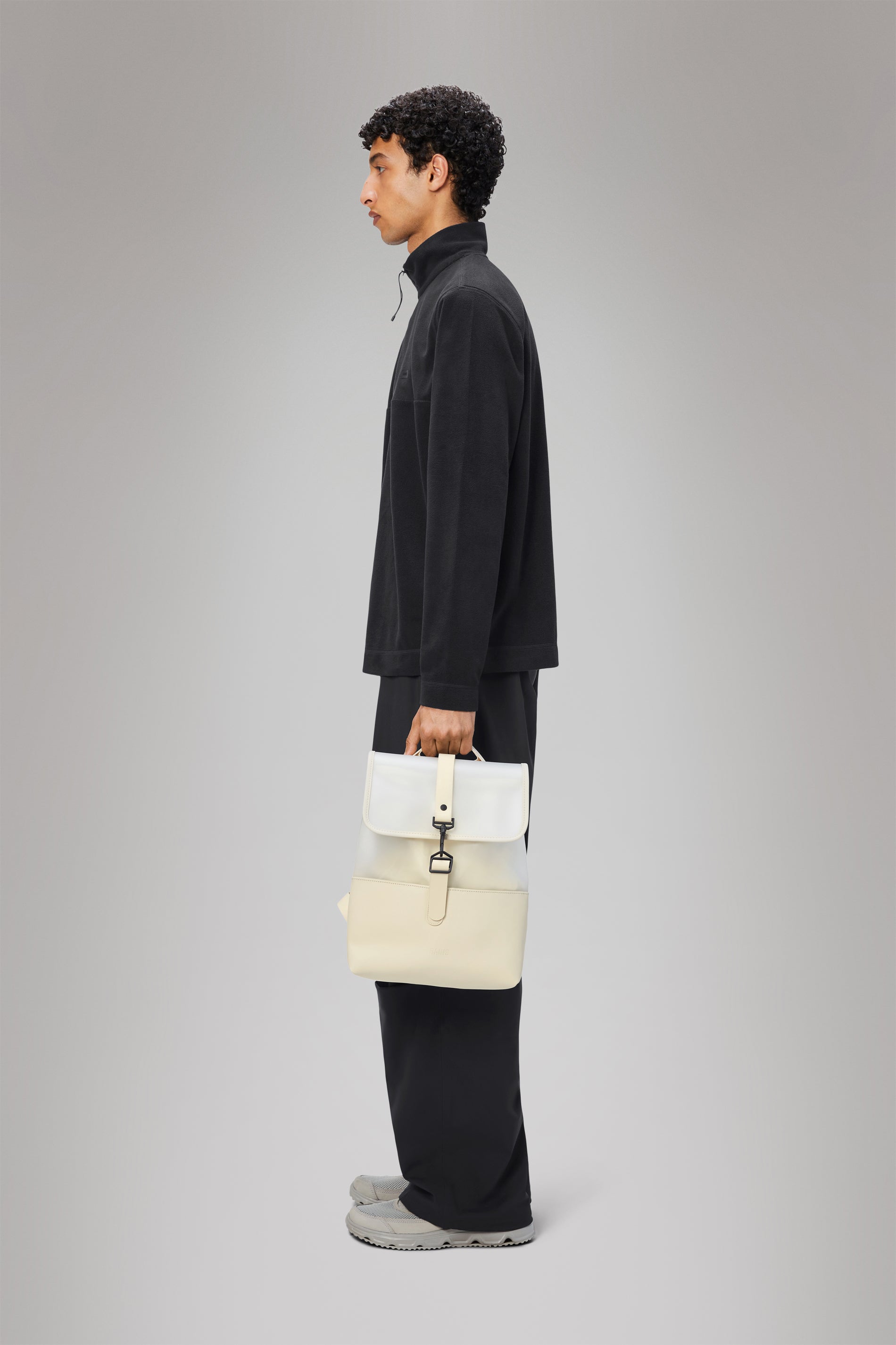 RAINS Split Bucket Backpack Whisper 12.80L H30 x D17 x W25 cm Backpack