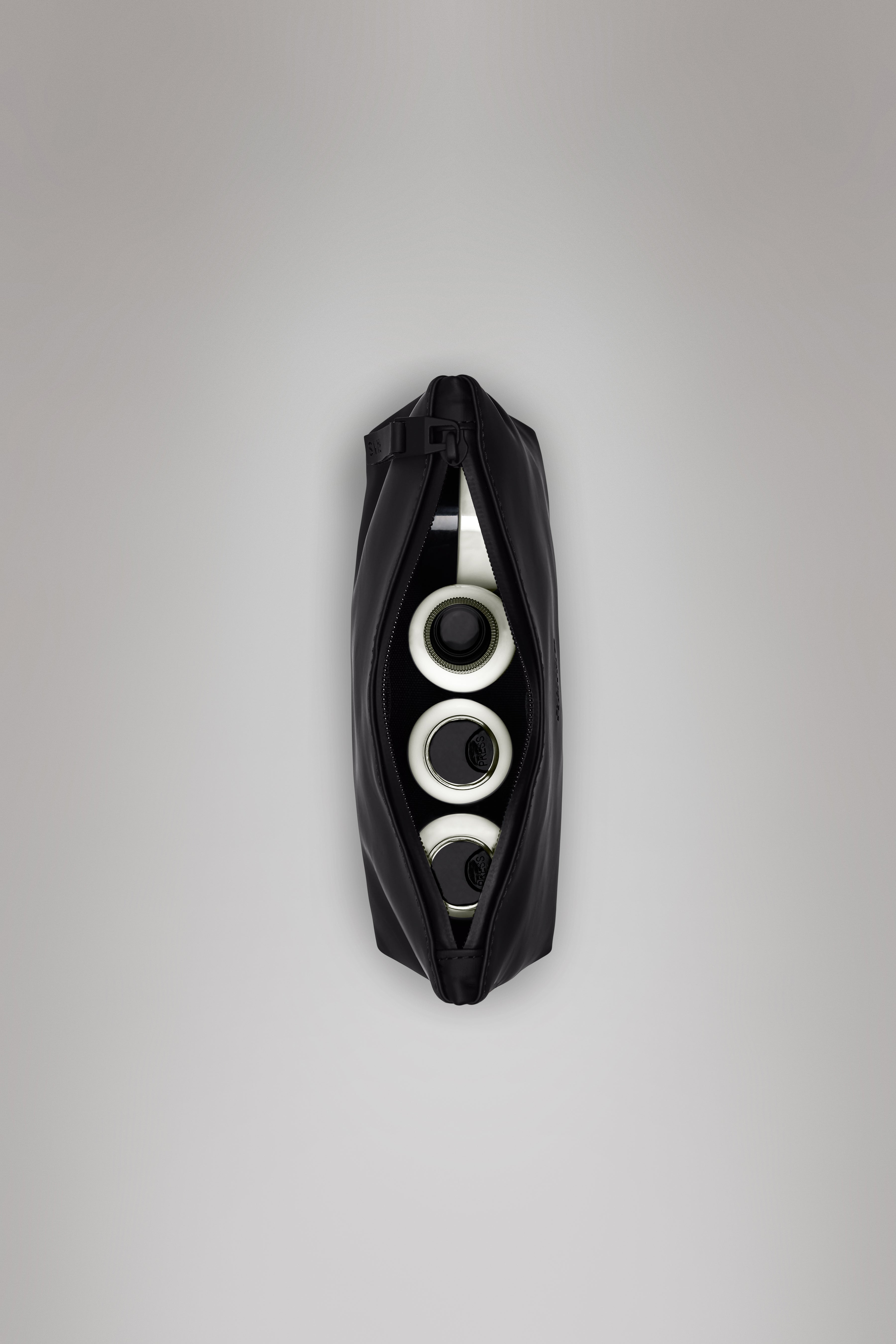 Rains Cosmetic Bag Spill 2.20L H15 x D6.50 x W23 cm Wash Bag