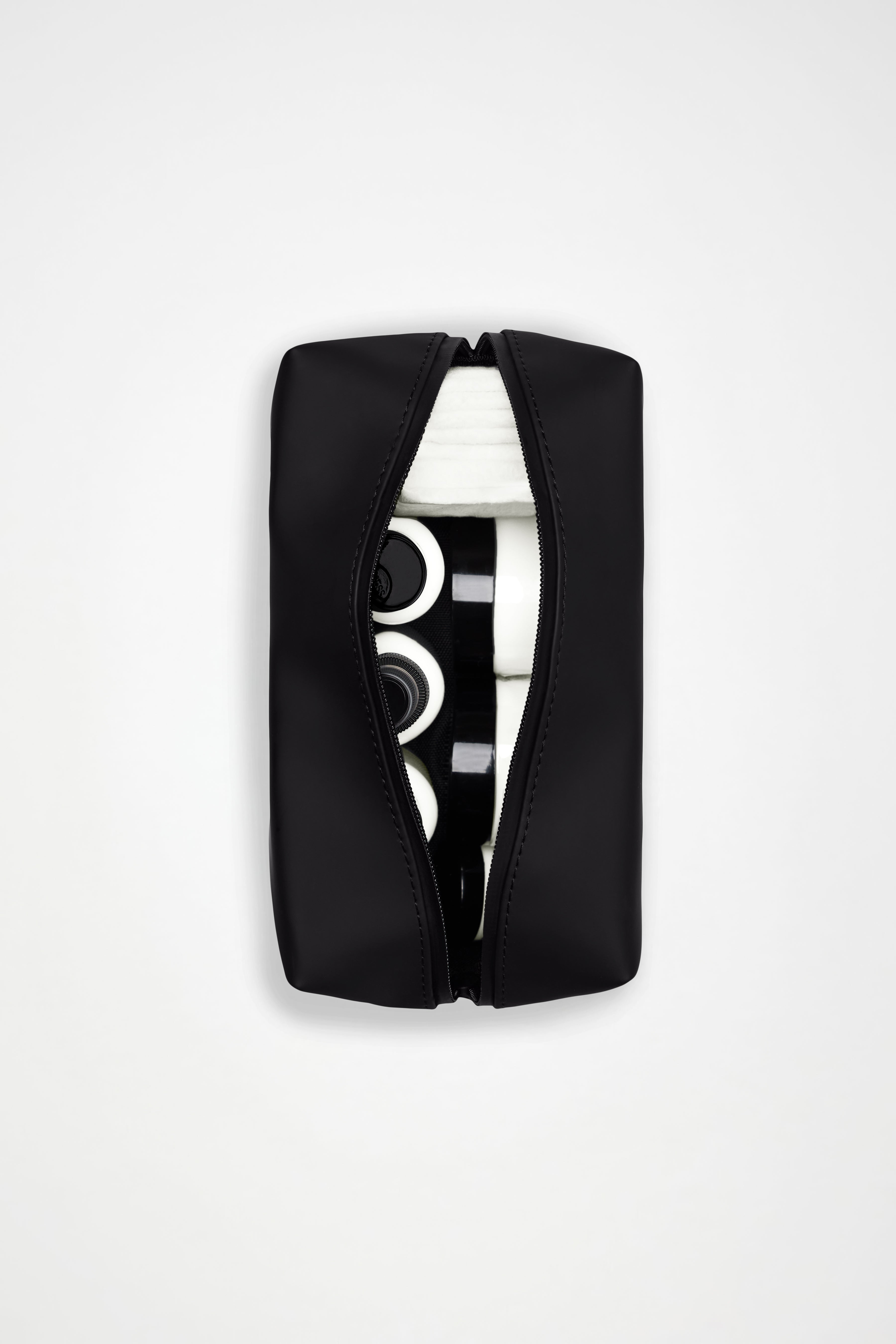 RAINS Wash Bag Small Navy 3L H13 x D11 x W21 cm Wash Bag