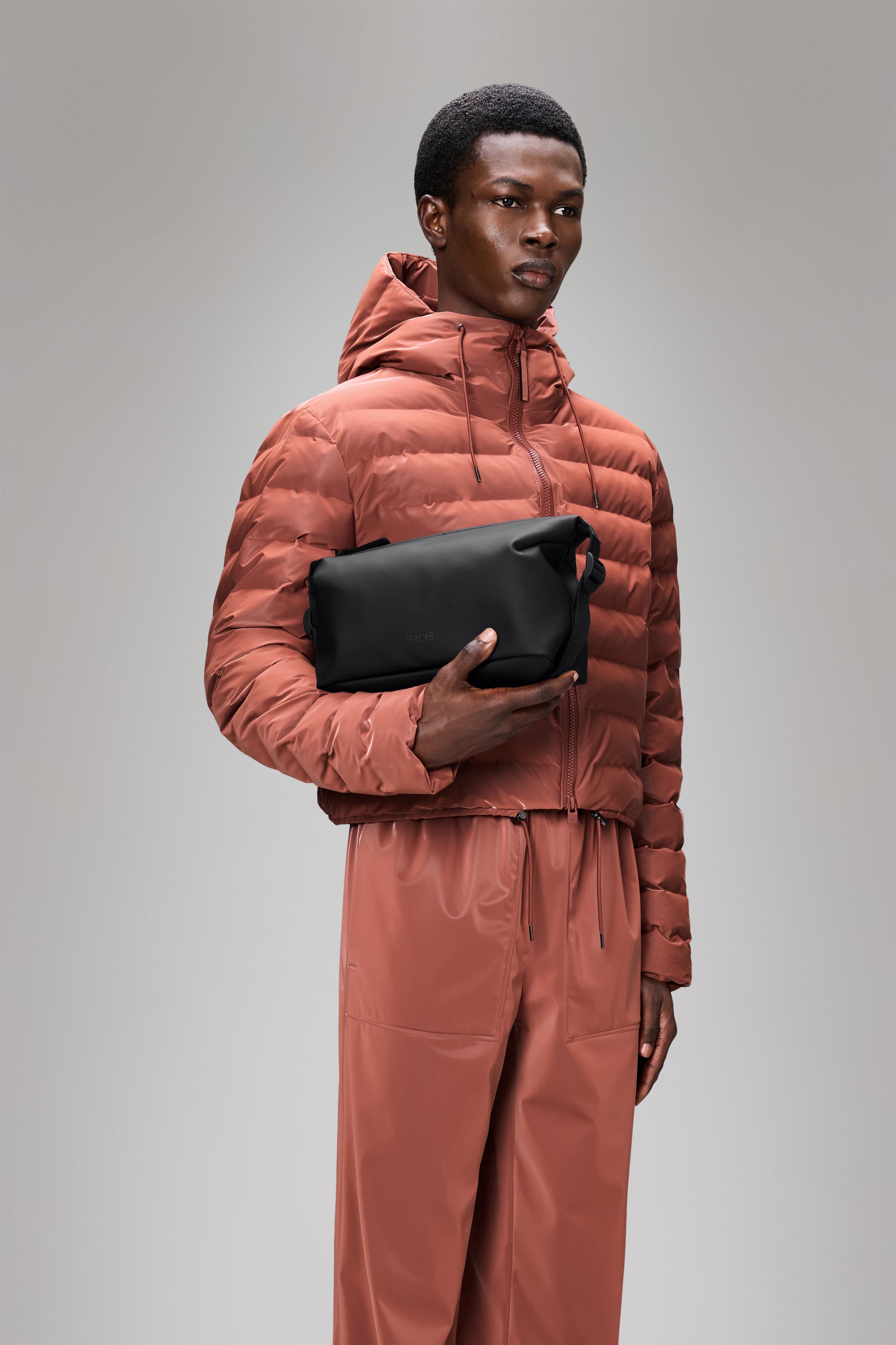 RAINS Hilo Wash Bag Black 5.50L H18 x D12 x W26 cm Wash Bag