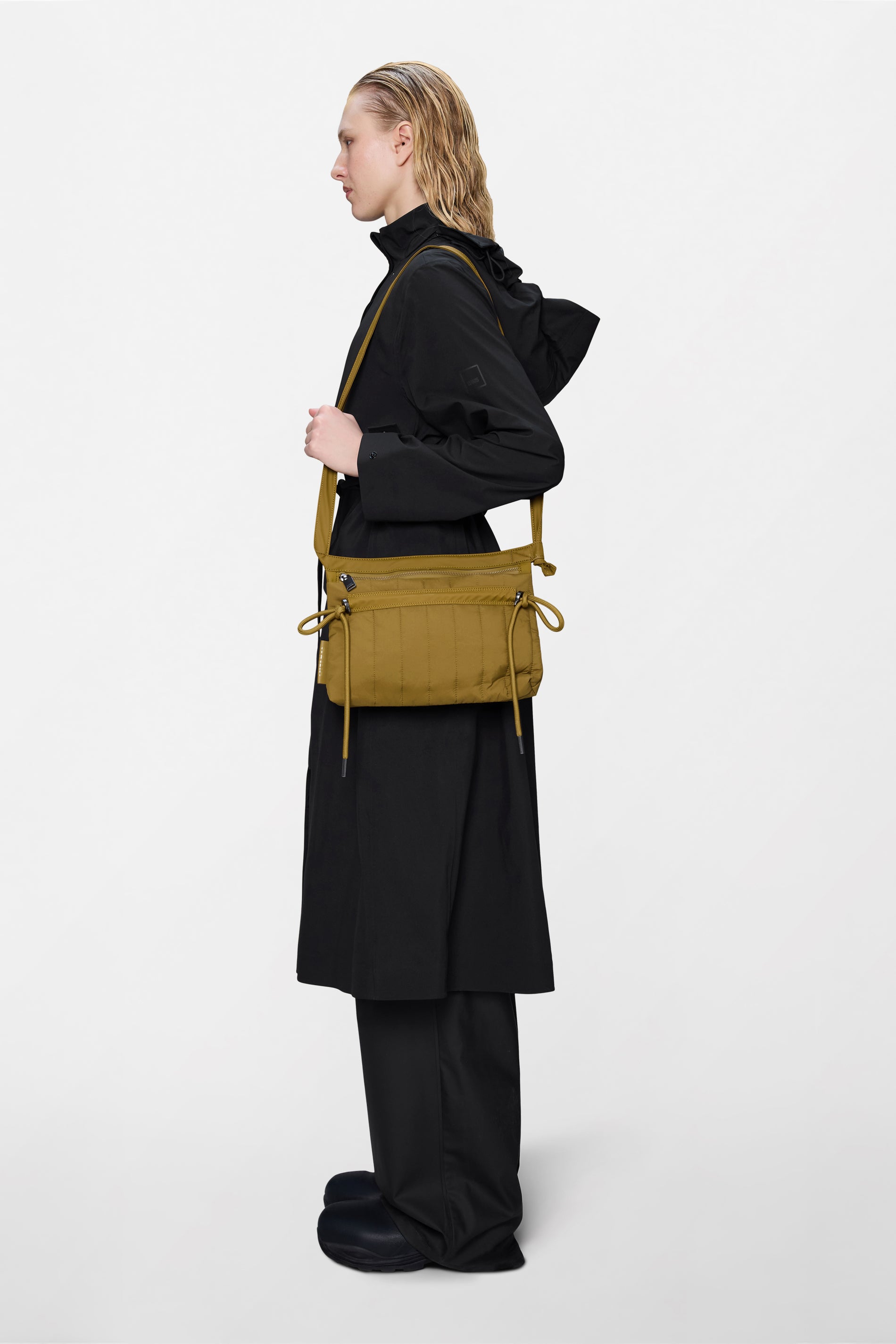 RAINS Koya Vision Crossbody Dawn 3L H22 x D4 x W29 cm Crossbody
