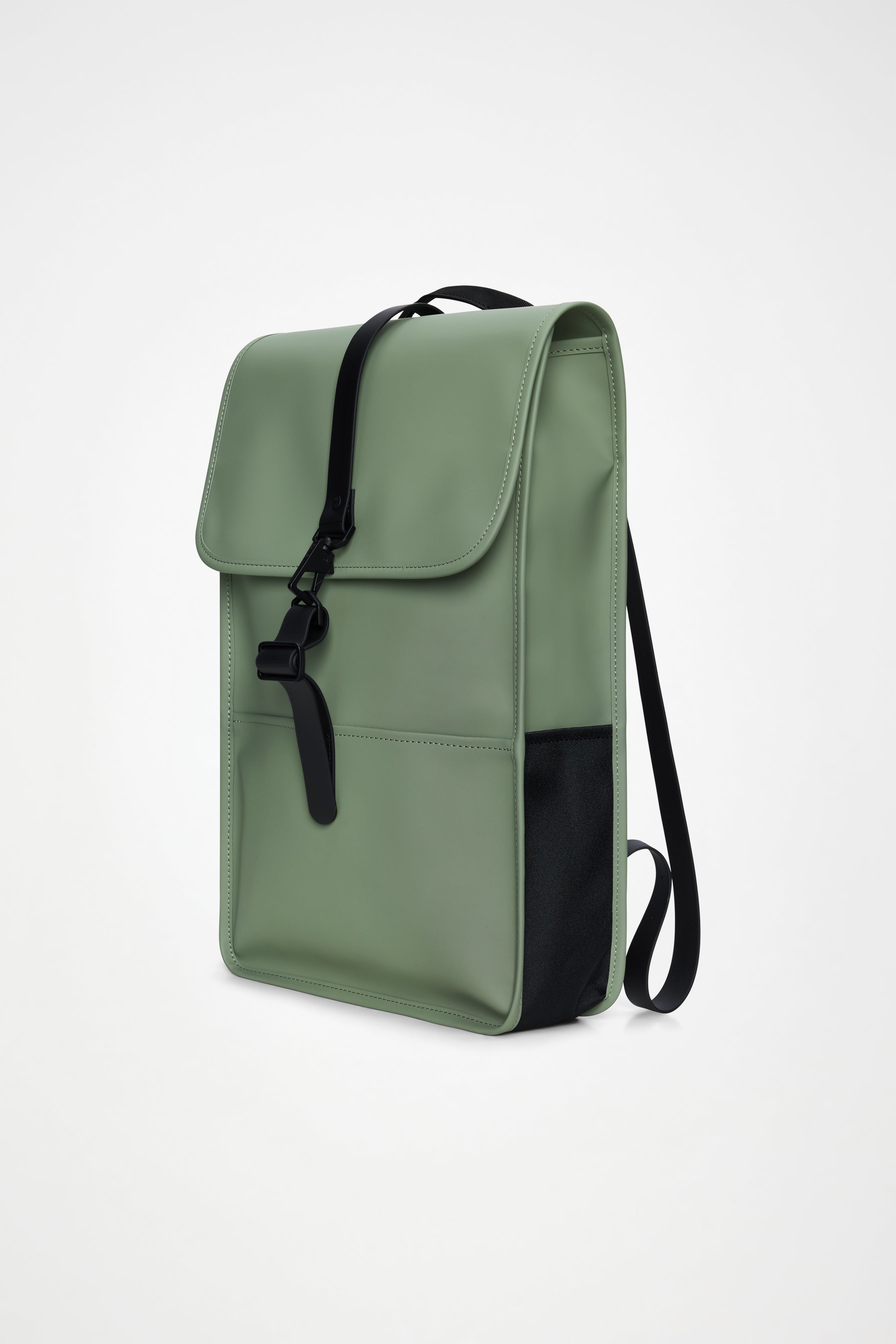 RAINS Backpack Well 18L H50 x D12 x W30 cm Backpack