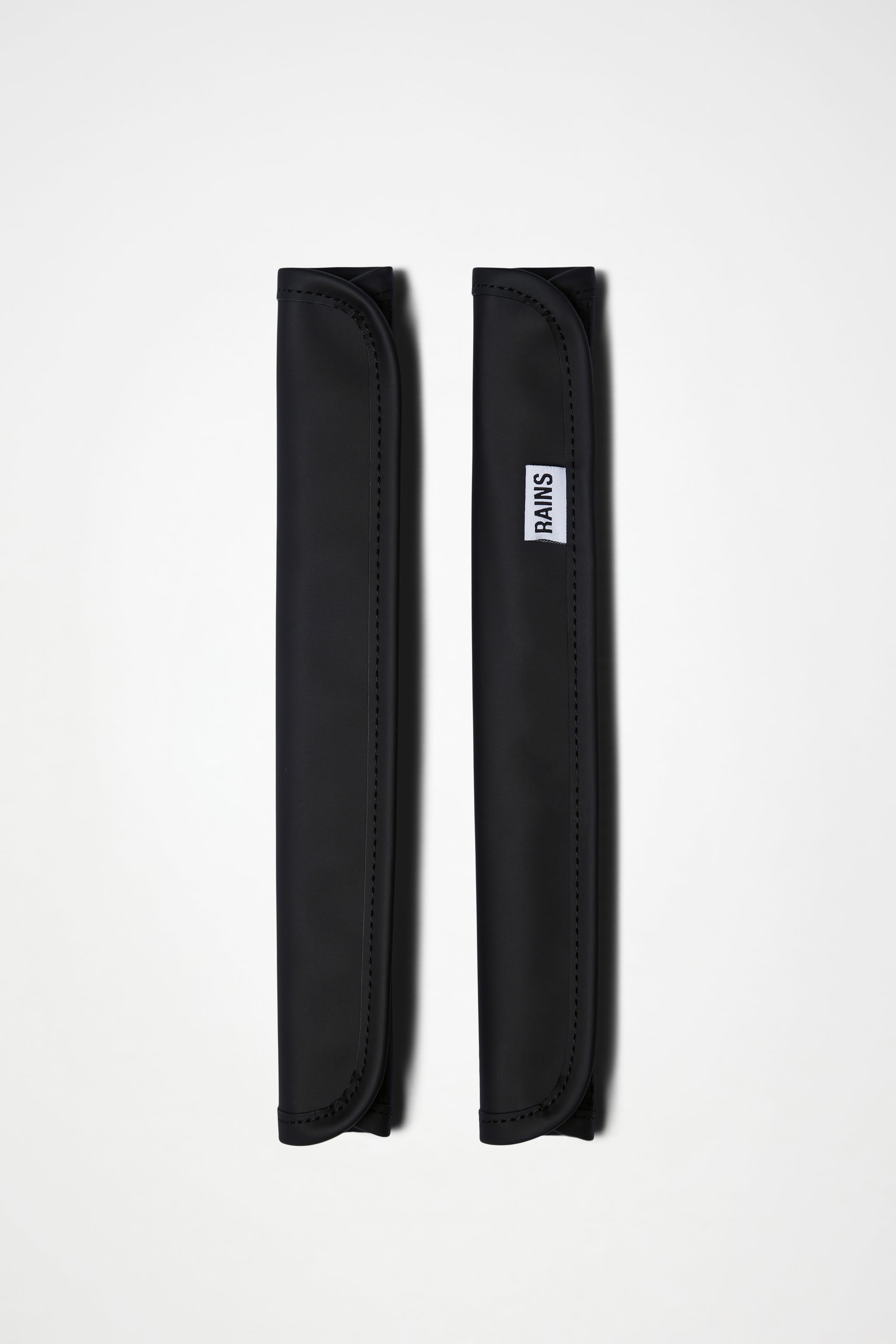 Rains® Strap Sleeves Small in Black for €10