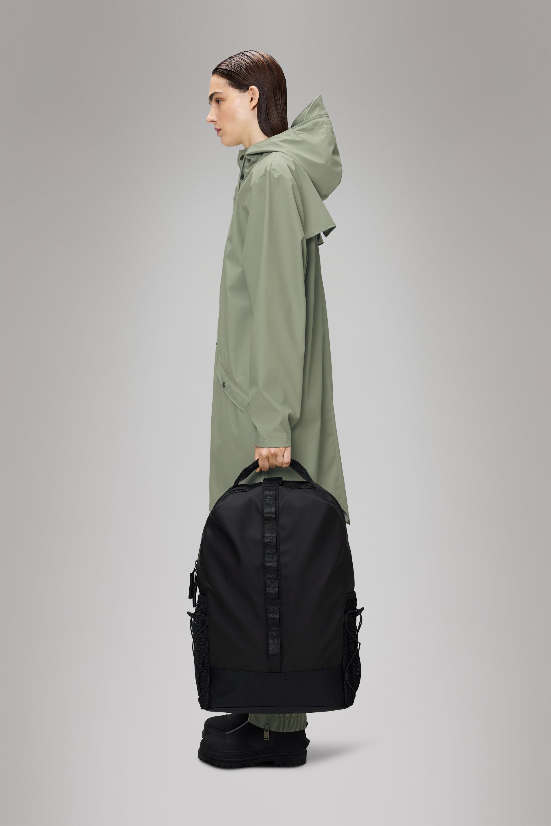 RAINS Trail Clip Front Backpack Black 29L H50 x D16 x W34 cm Backpack