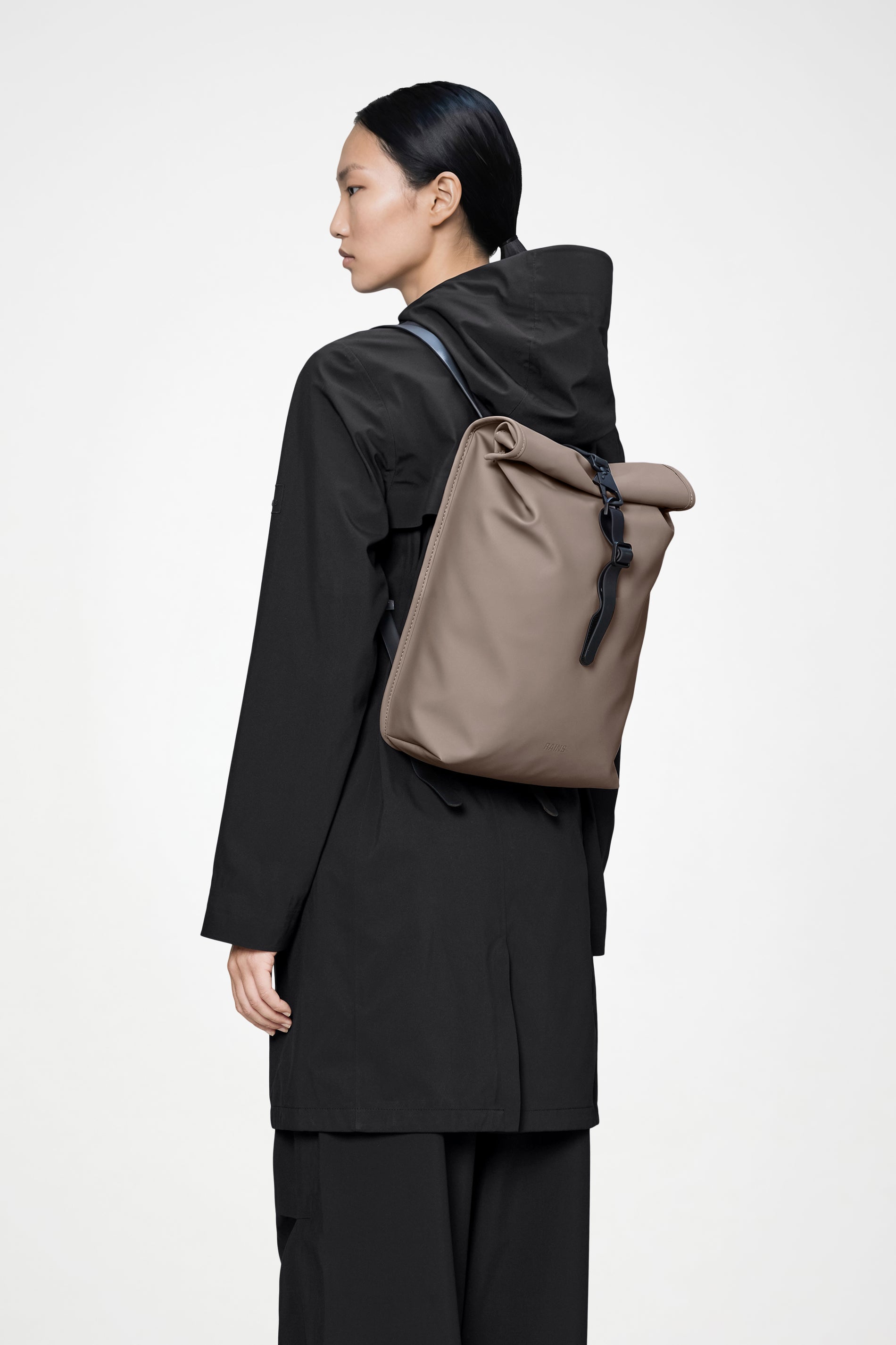 RAINS Rolltop Rucksack Mini Cinder 13L H50 x D10 x W27 cm Backpack