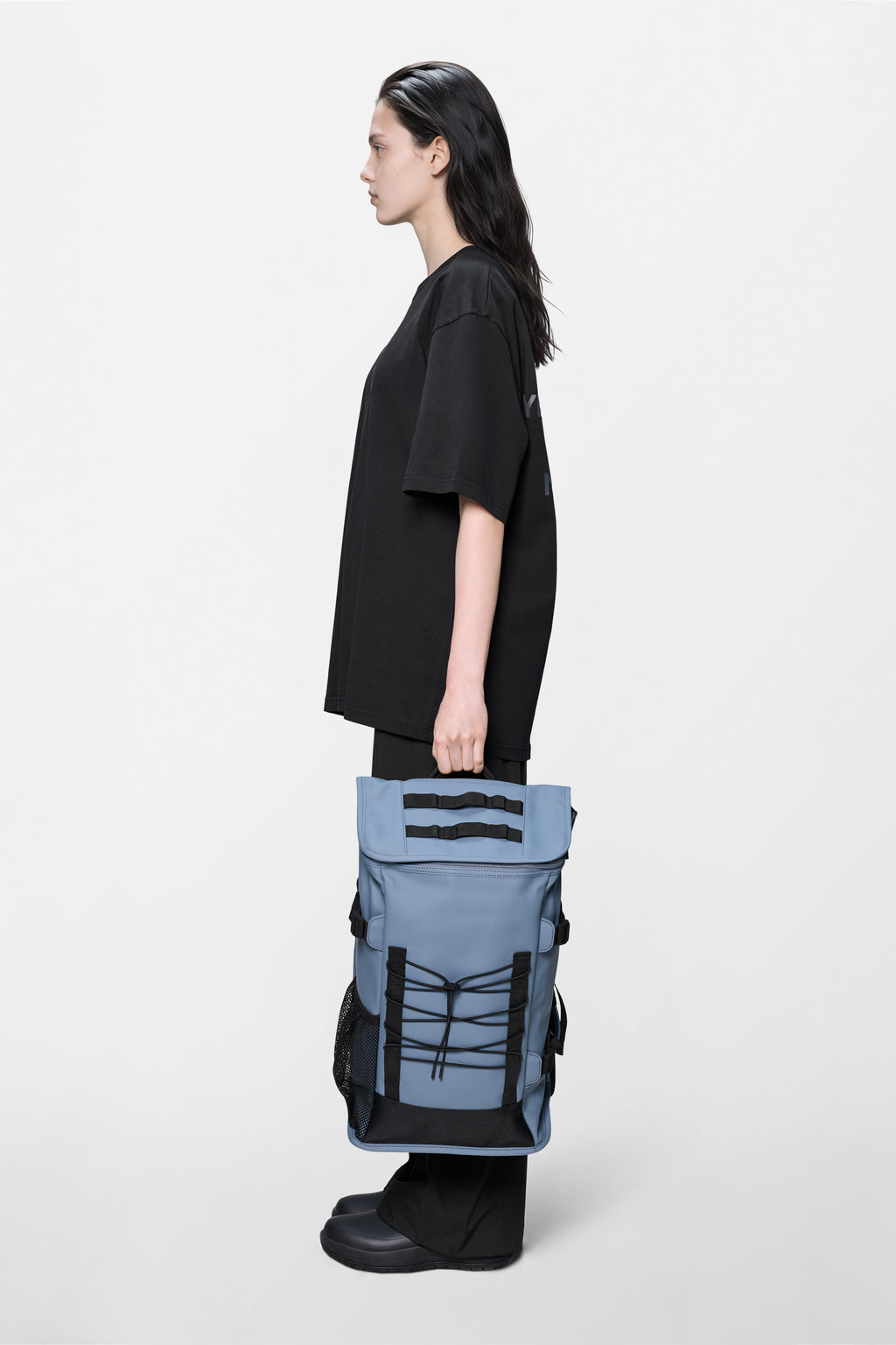 Rains® Trail Mountaineer Bag in Black for €139