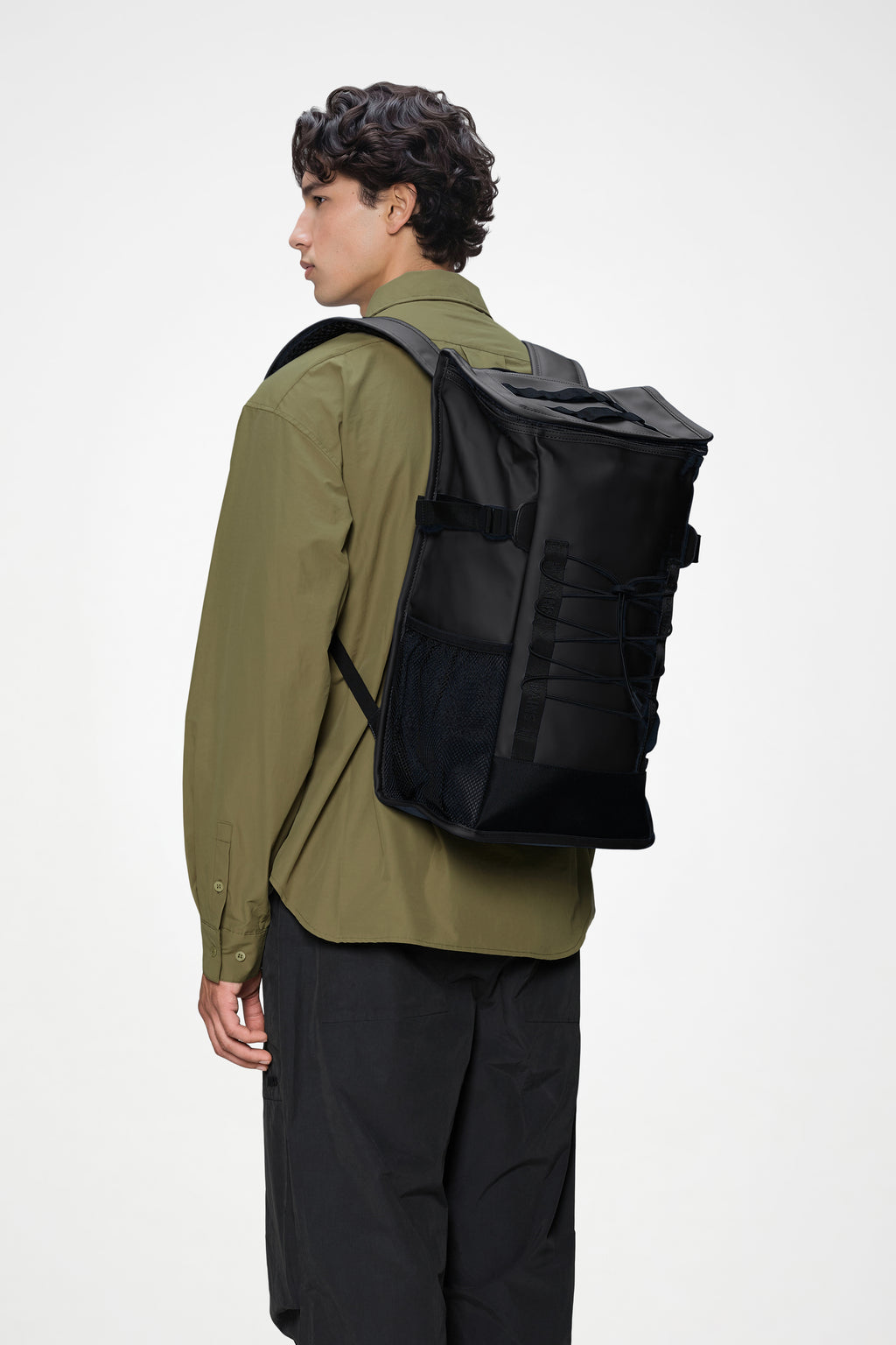 Rains® Trail Mountaineer Bag in Black for €139