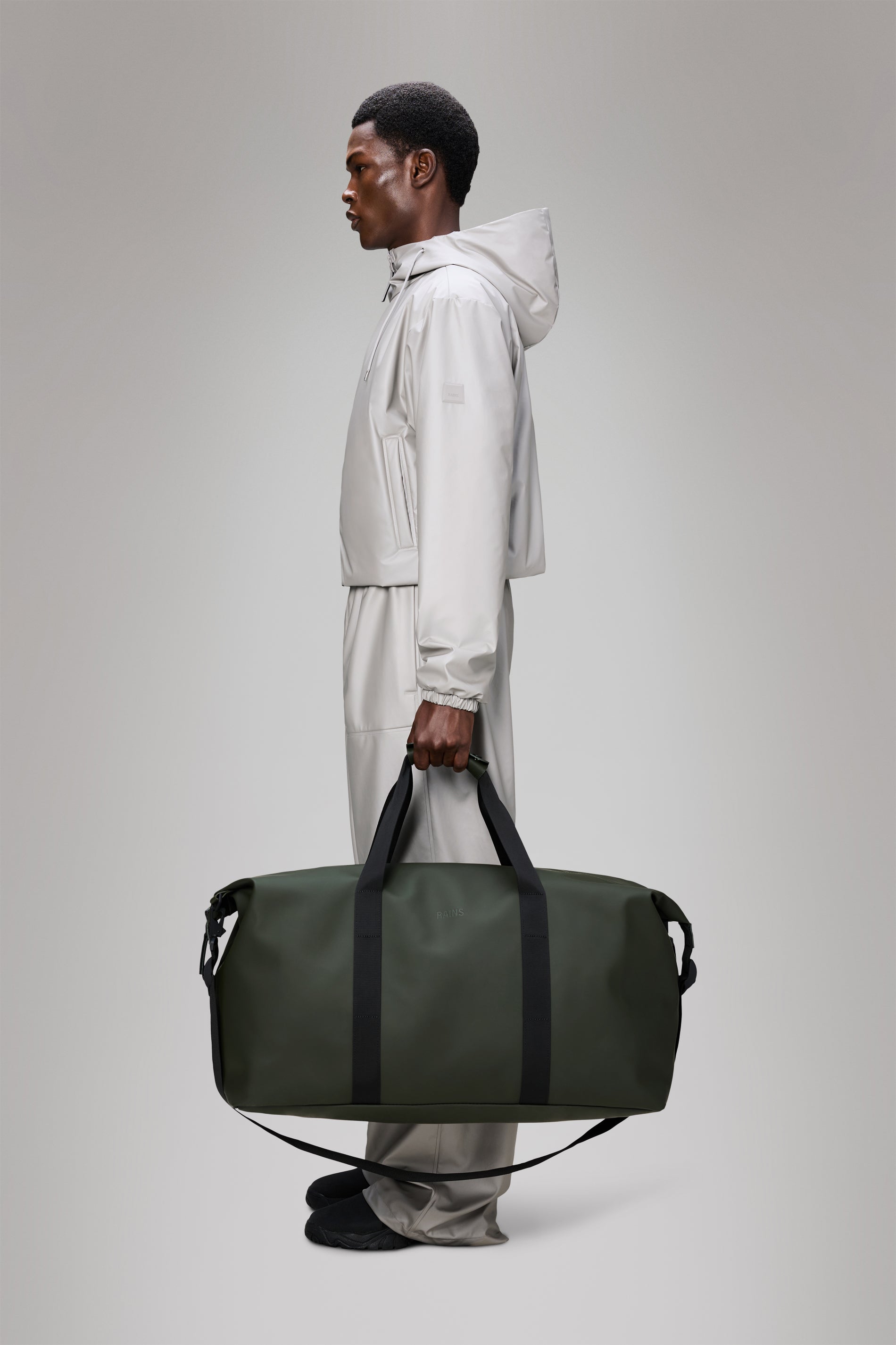 Rains Hilo Weekend Bag Large Green 70L H40 x D27 x W70 cm Weekender