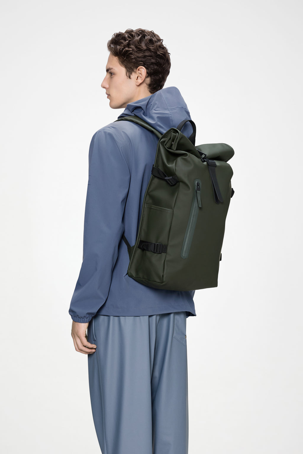 Rains® Rolltop Rucksack Large in Navy for €139
