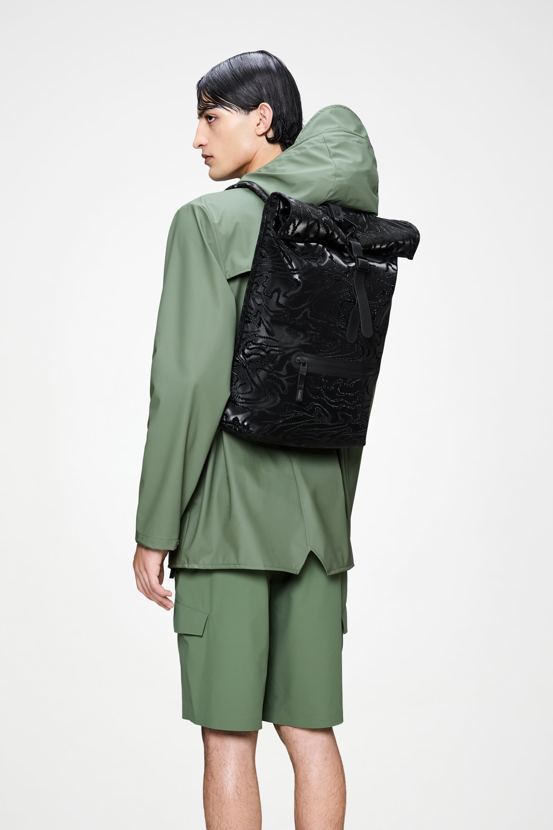 RAINS Rolltop Rucksack Amp 17L H60 x D11 x W32 cm Backpack