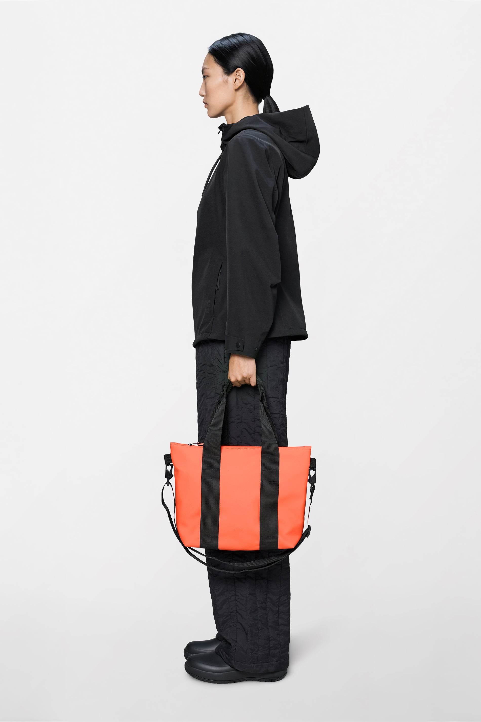 RAINS Tote Bag Micro Ember 9L H29 x D10 x W39 cm Tote