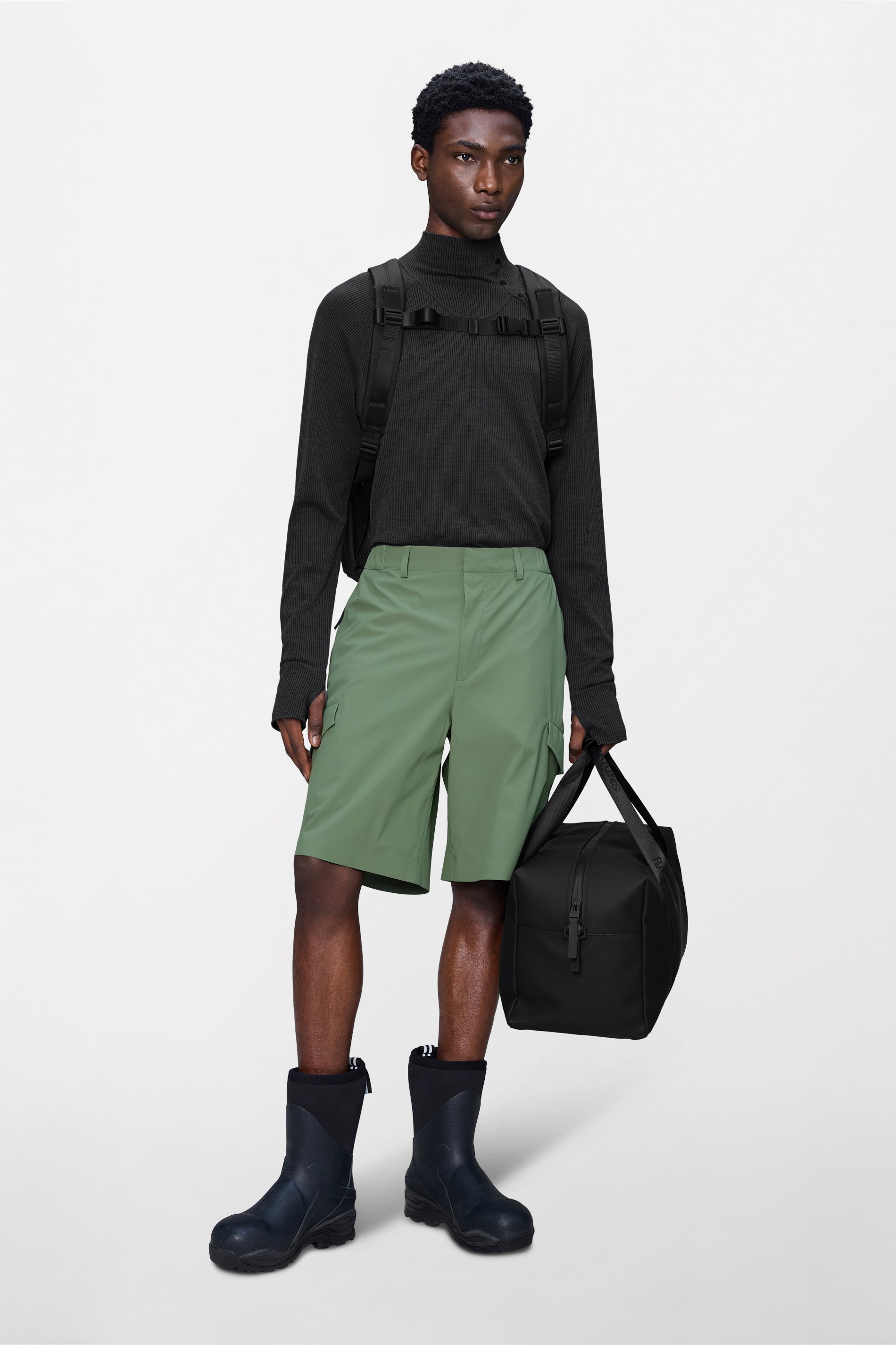 RAINS Suva Hardshell Shorts Well Pants