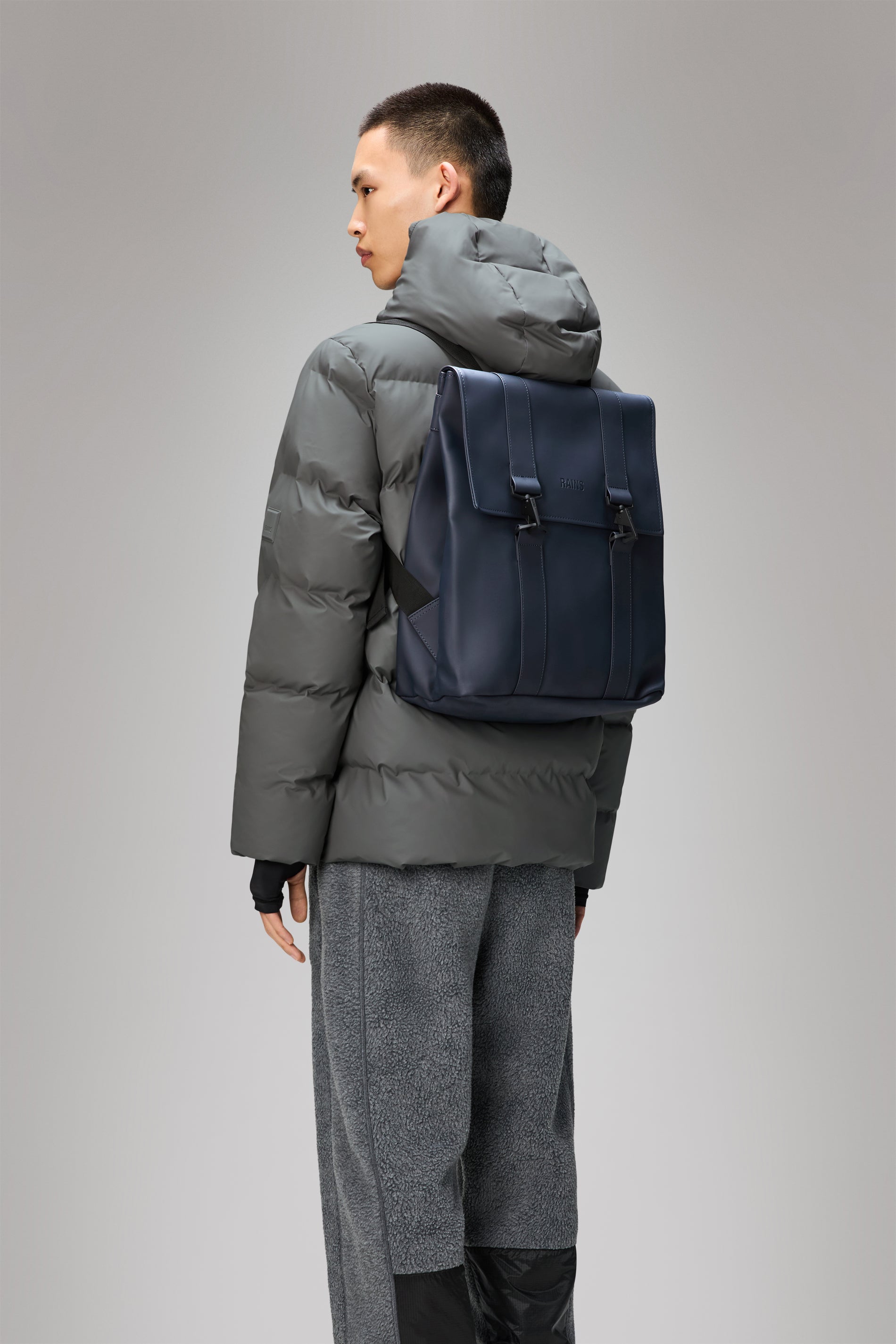 Rains MSN Bag Navy 6L H30 x D5.50 x W40 cm Laptop bag