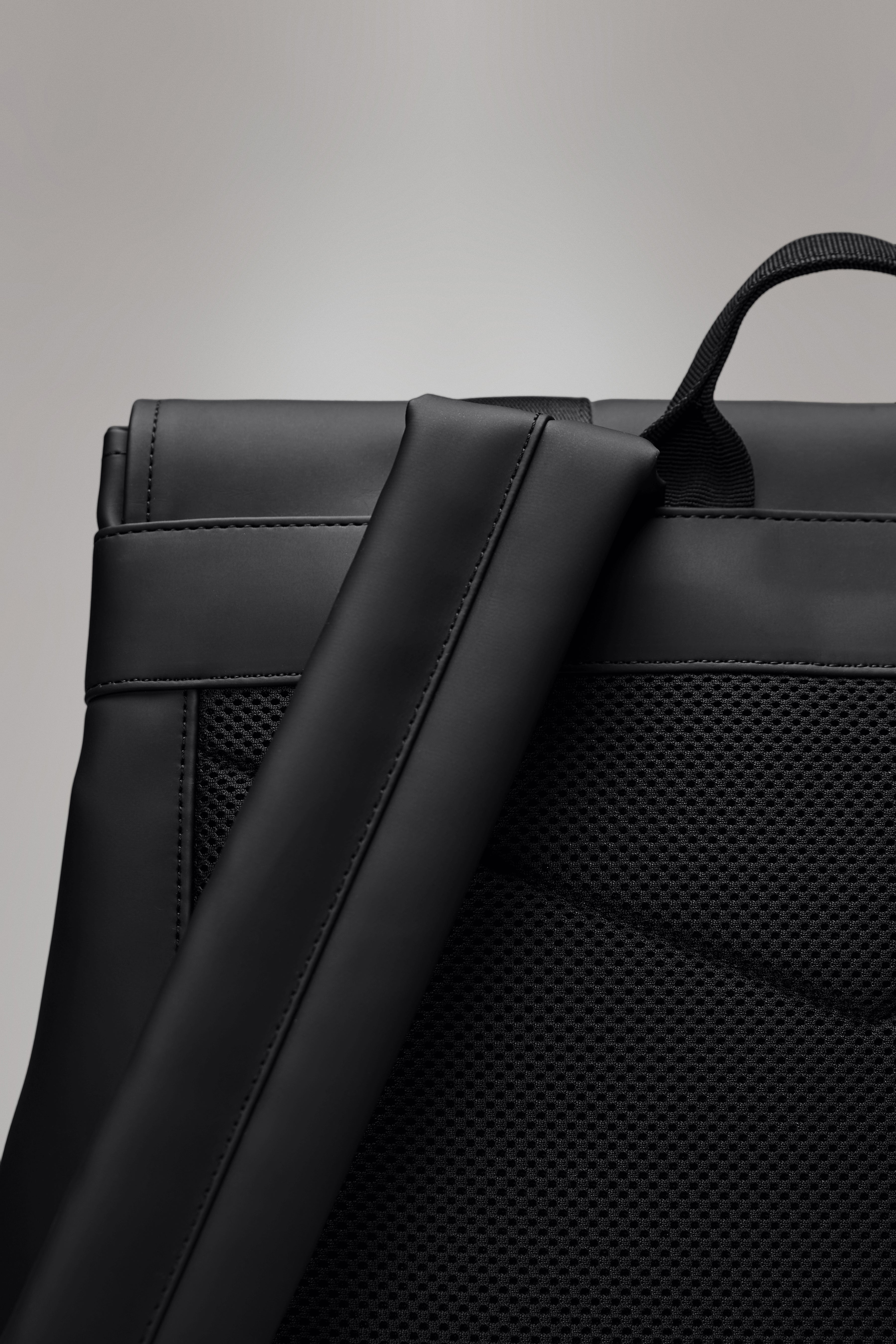 RAINS Trail MSN Bag Green Backpack